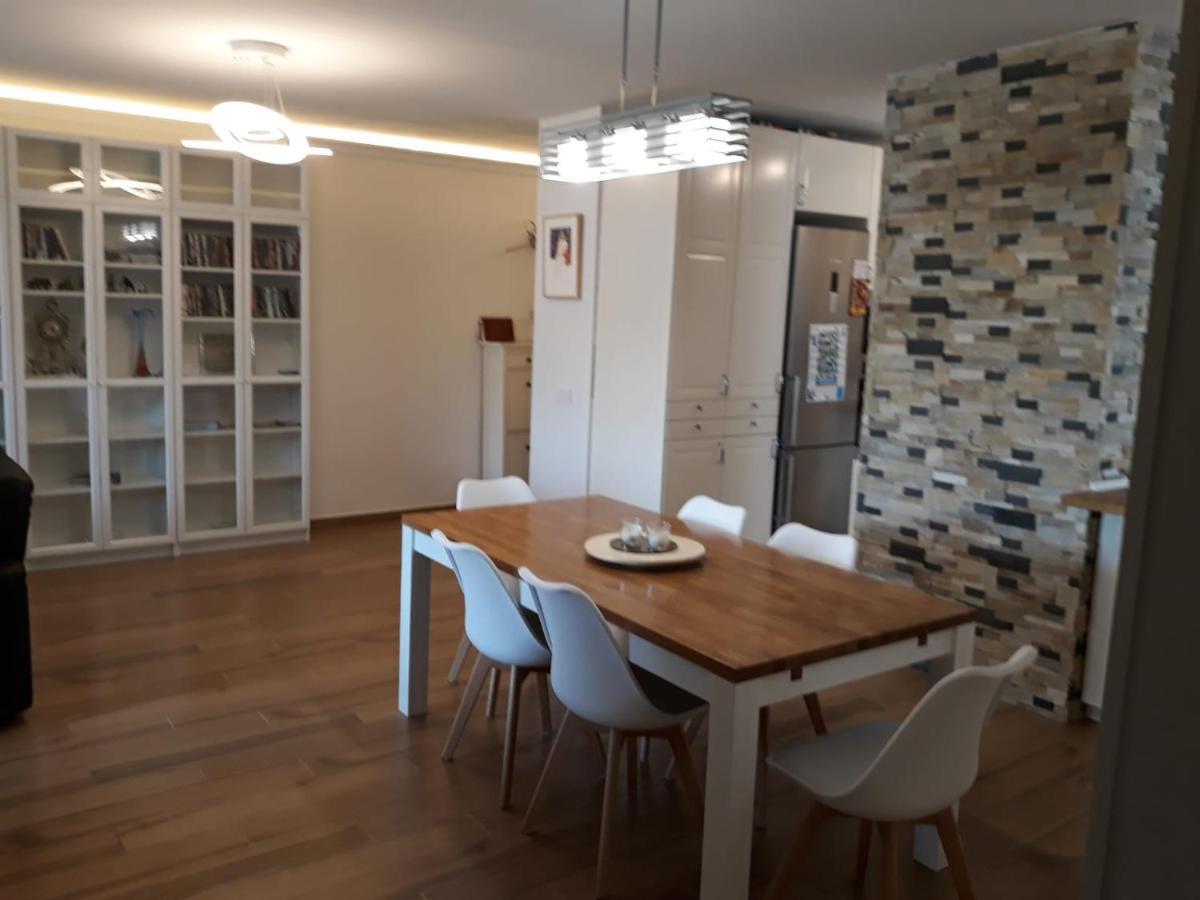 פואנגירולה Santa Julia 3 Dormitorios, Nuevo, Moderno מראה חיצוני תמונה